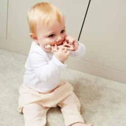 Matchstick Monkey Beißring Affe - Altrosa 7 Matchstick Monkey Beißring Affe - Altrosa -Baby Artikel matchstick monkey beissring affe altrosa mm t 010 d5