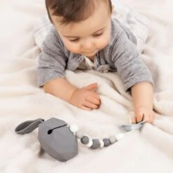 Silikon-Schnullerbox / Schnullerhalter 2er Pack - Diamant - Grau Hellgrau 14 Silikon-Schnullerbox / Schnullerhalter 2er Pack - Diamant - Grau Hellgrau -Baby Artikel miamia silikon schnullerbox schnullerhalter 2er pack diamant grau hellgrau 51178 75494 d12