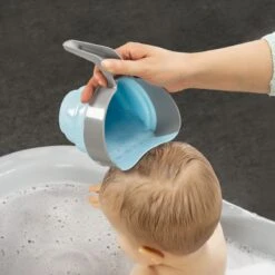 Reer Haarwaschbecher MyHappyBath Cup - Blau Grau -Baby Artikel reer haarwaschbecher myhappybath cup blau grau 76082 d7